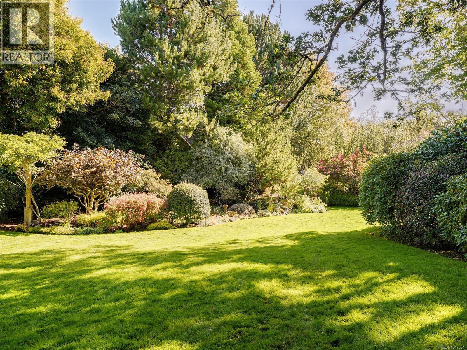 535 Island Road, Oak Bay