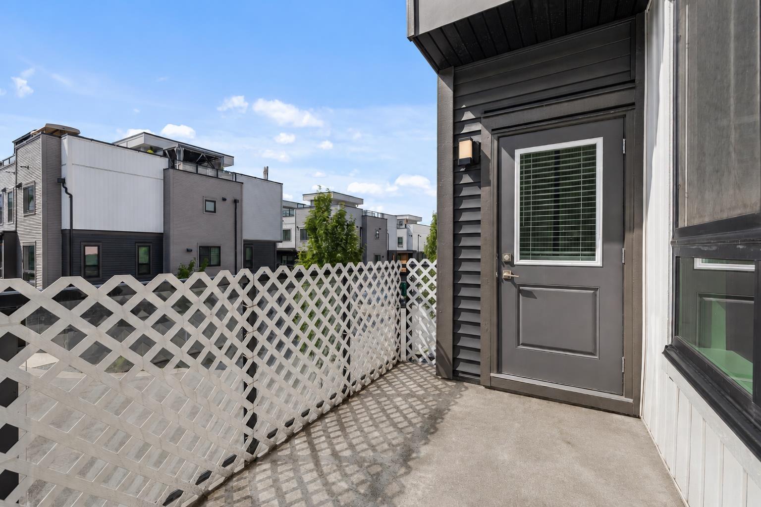 22 20057 82 AVENUE, Langley