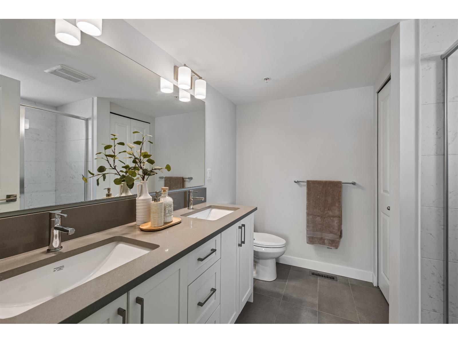 22 20057 82 AVENUE, Langley