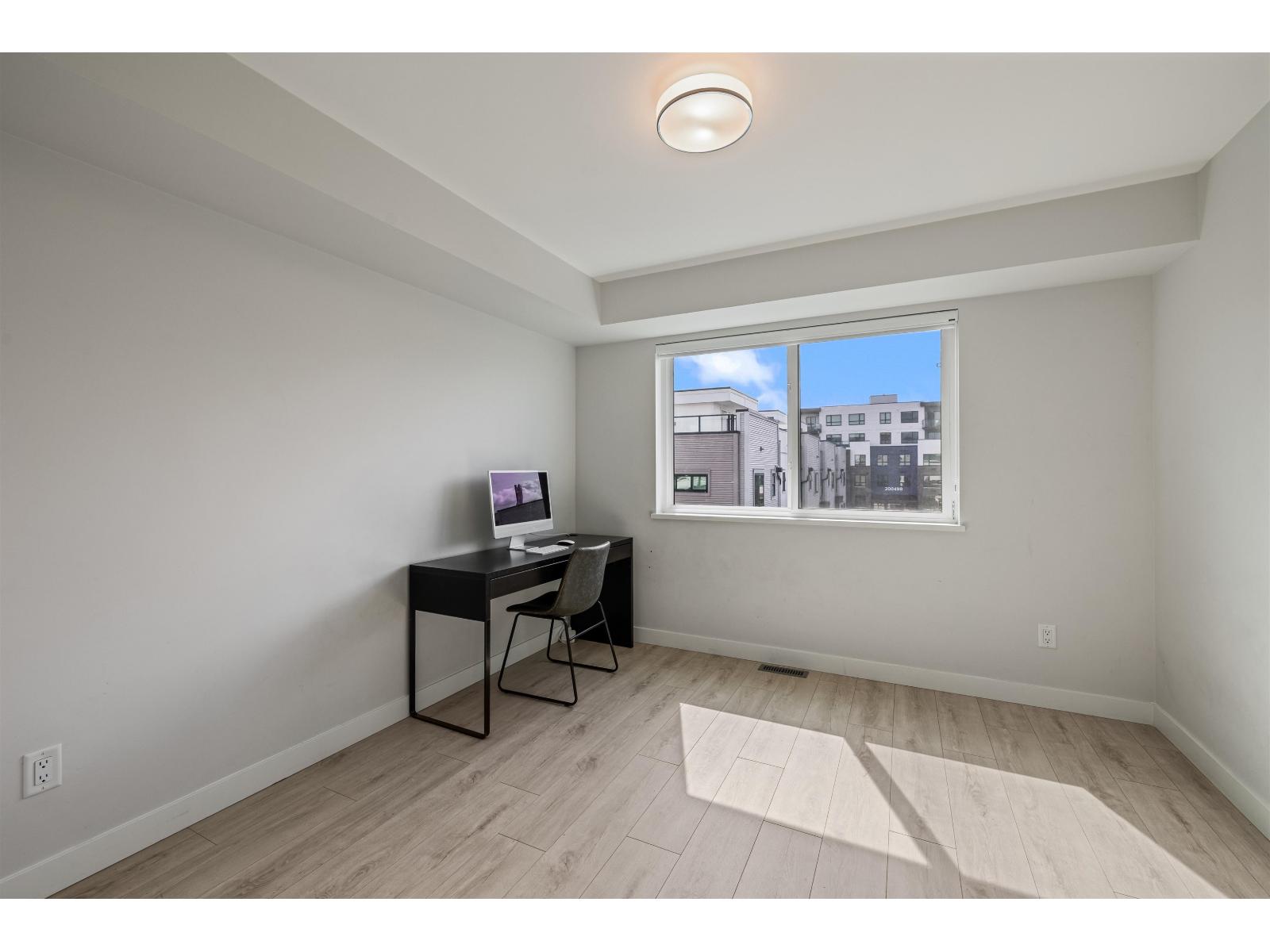 22 20057 82 AVENUE, Langley