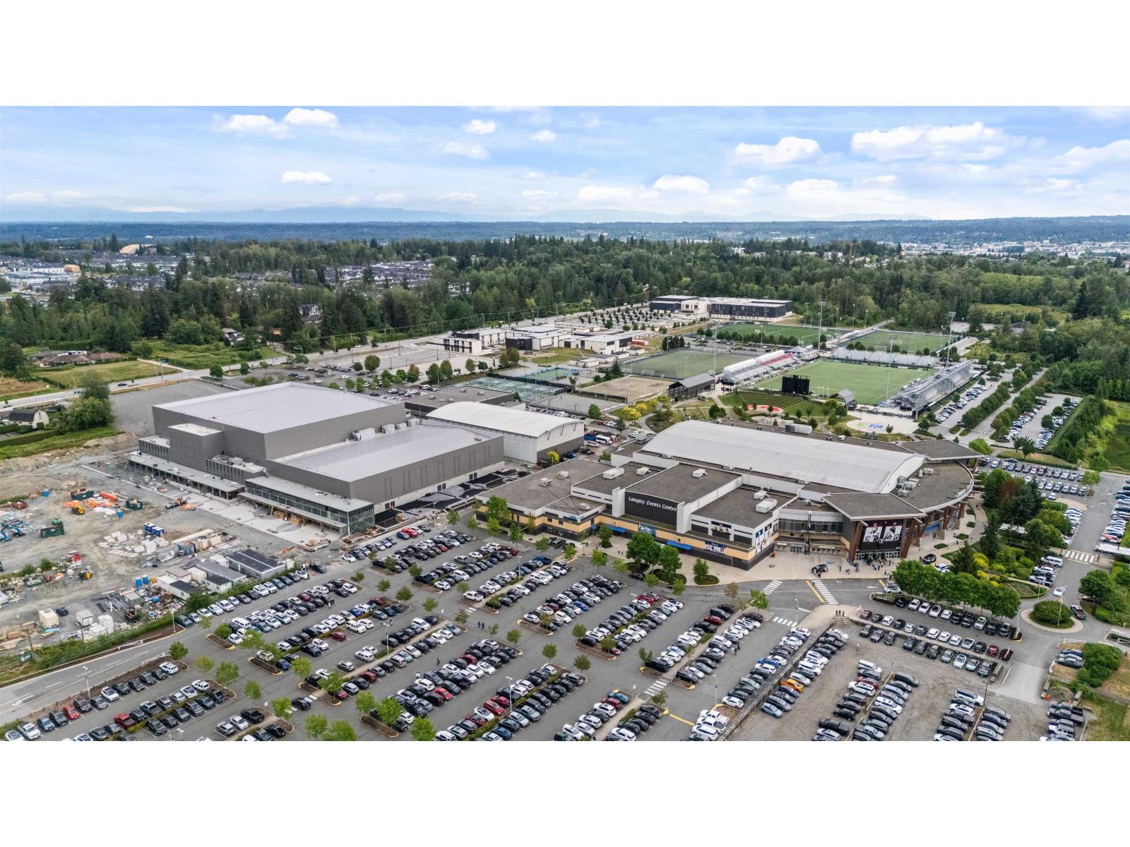 22 20057 82 AVENUE, Langley