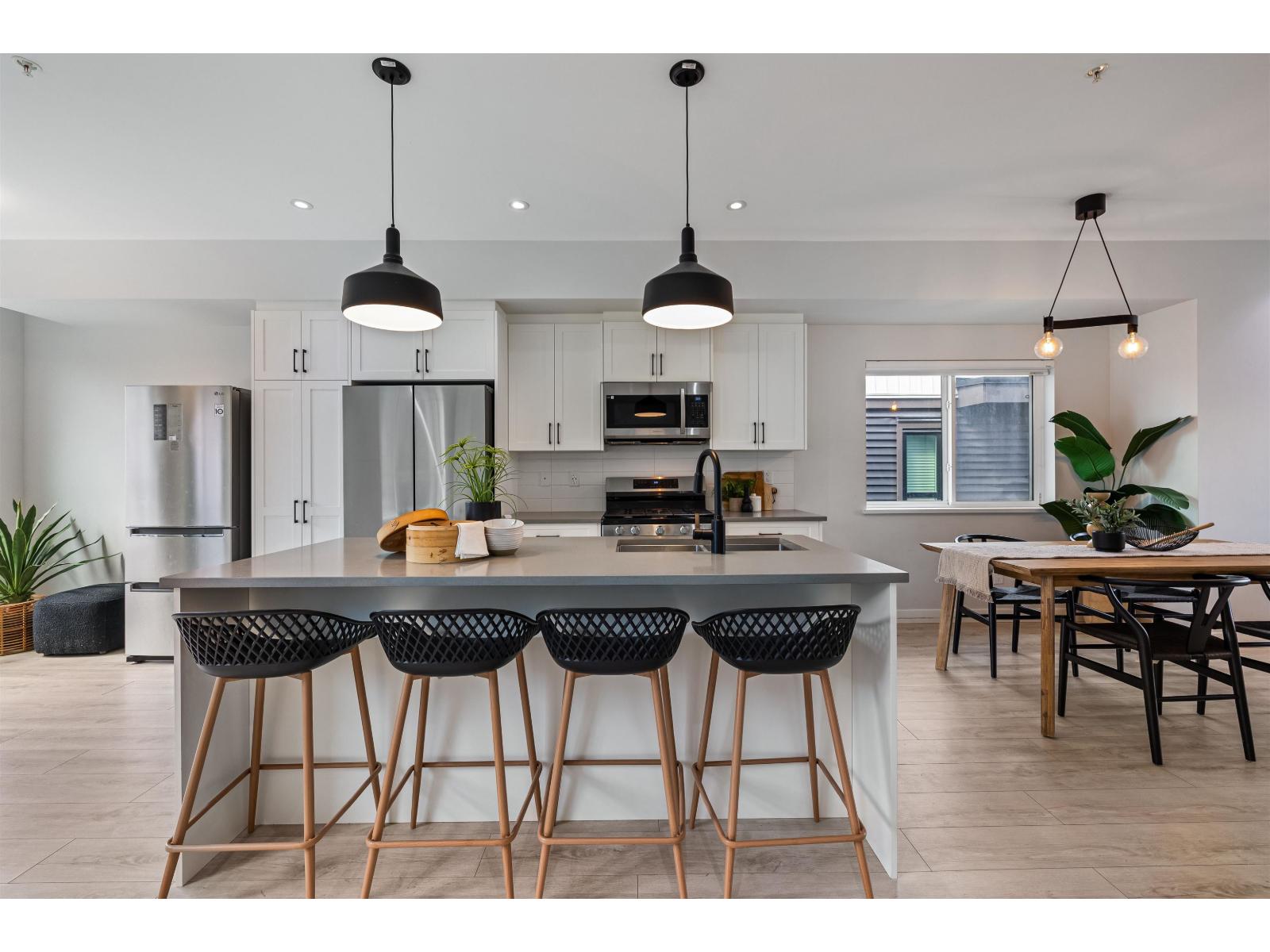 22 20057 82 AVENUE, Langley