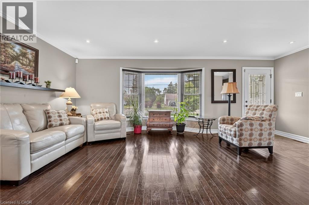 978 FERNDALE Avenue - 10