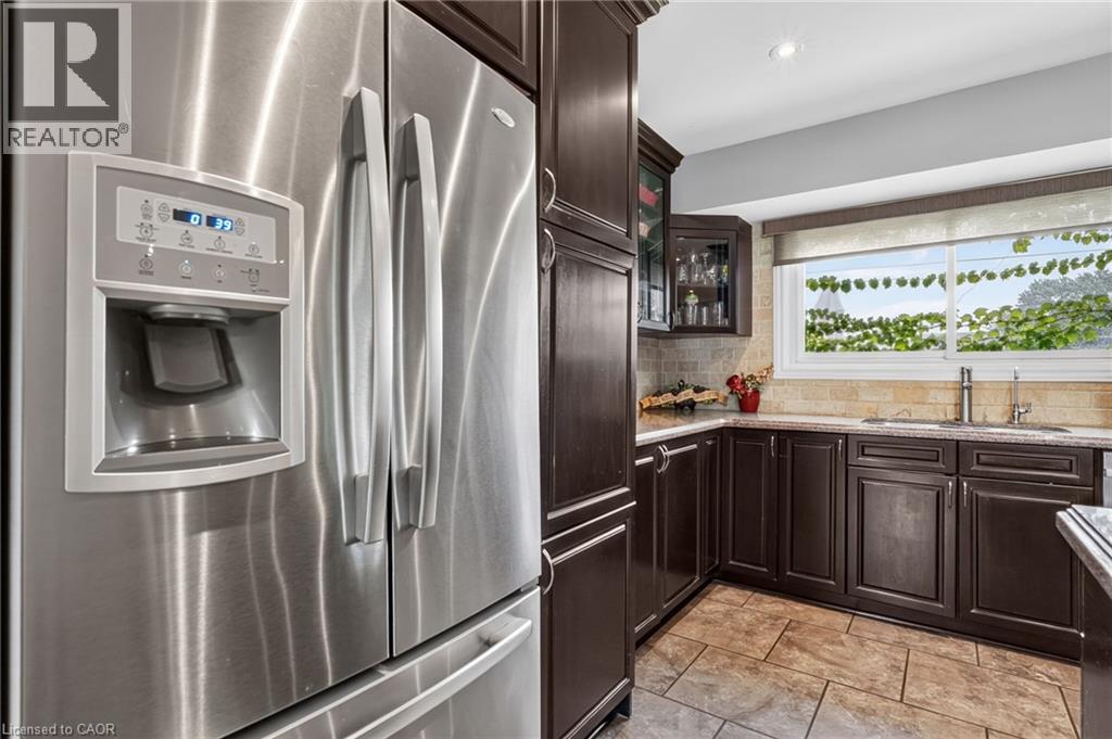 978 FERNDALE Avenue - Image 22