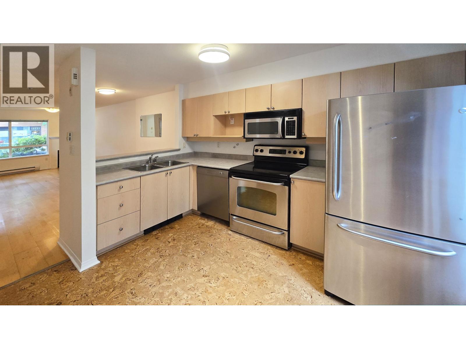 229 E 11TH AVENUE, Vancouver