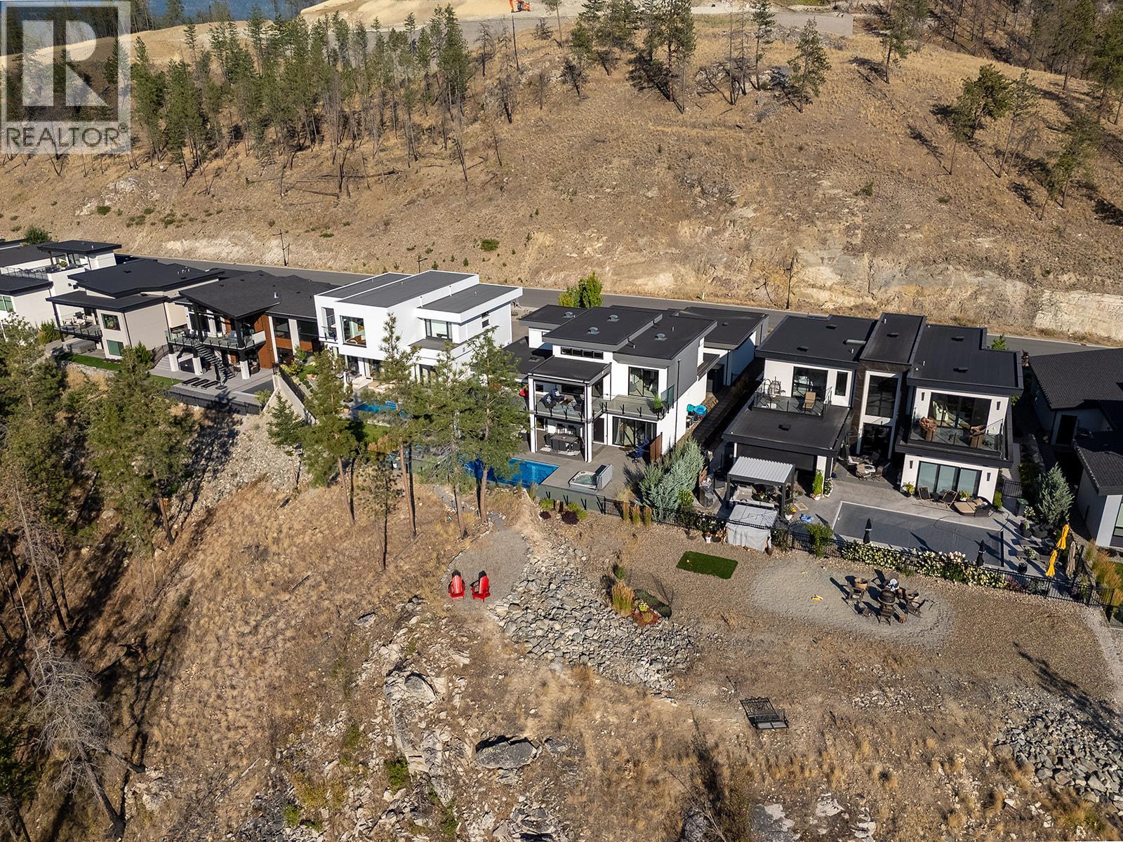 10018 Beacon Hill Drive - Image 67