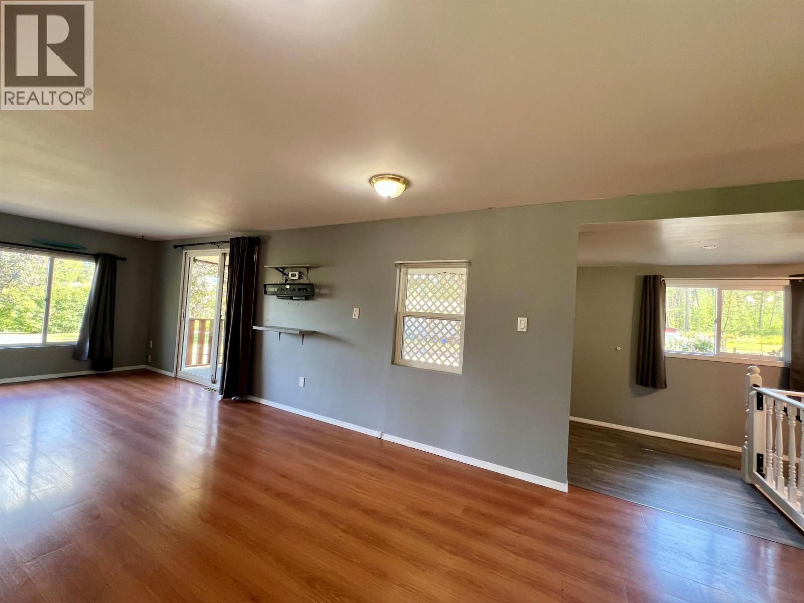 5396 PARK DRIVE - Image 12