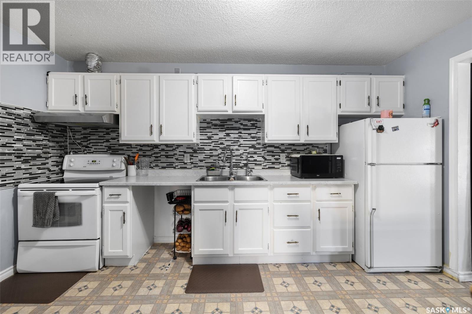 139 Thomson AVENUE - Image 7