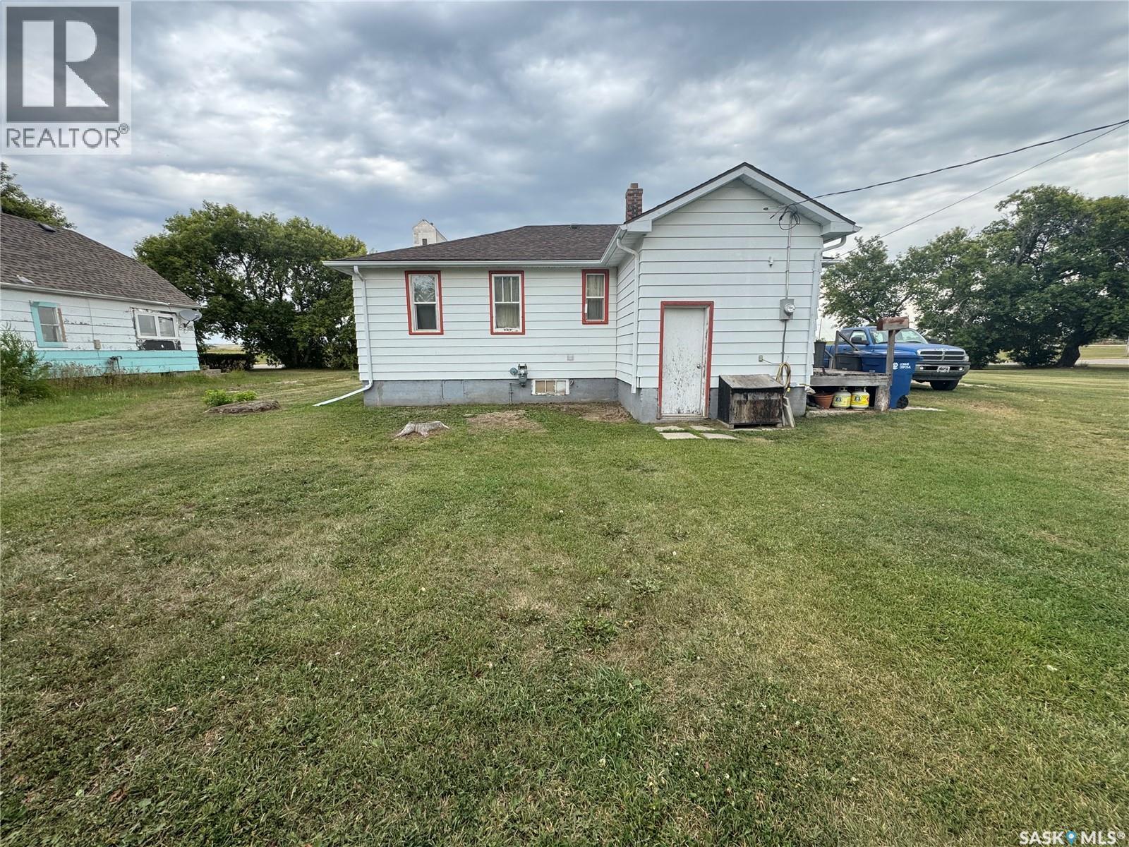 110 Railway AVENUE - 13