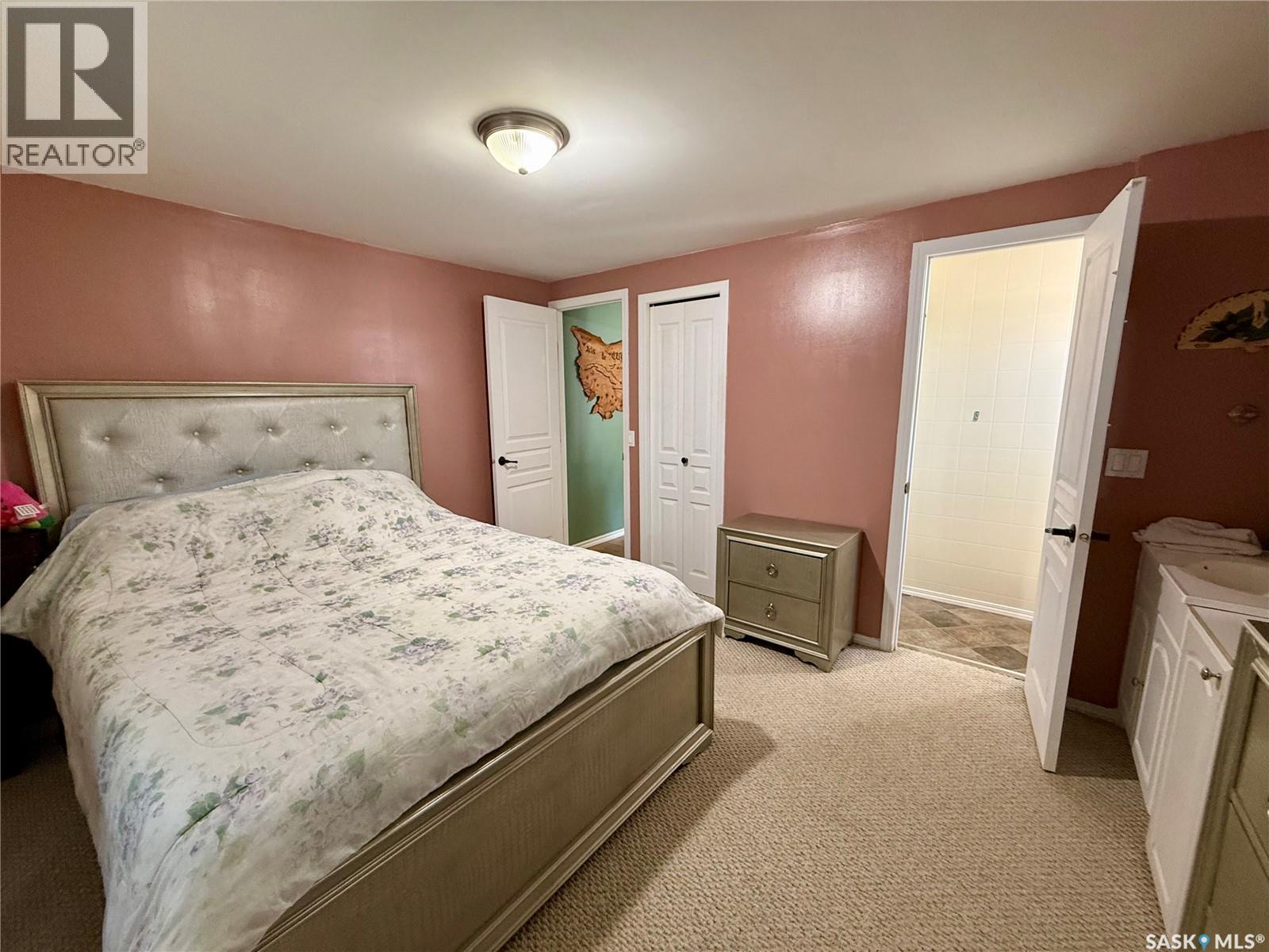 D5 1455 9th AVENUE NE - 15