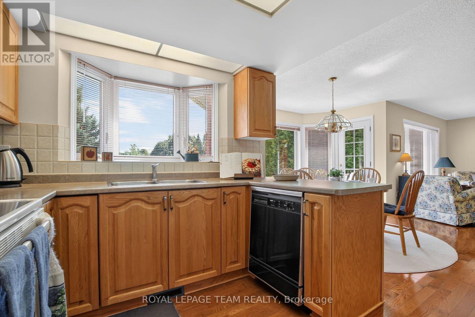 19 SLADE CRESCENT - 17