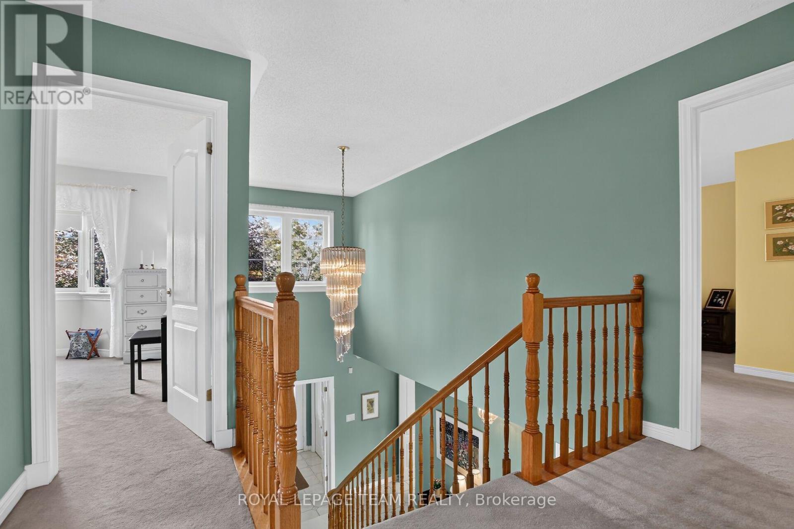 19 SLADE CRESCENT - 27
