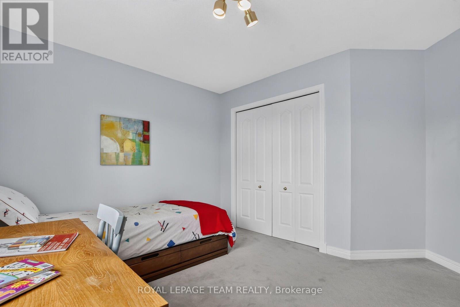19 SLADE CRESCENT - Image 33