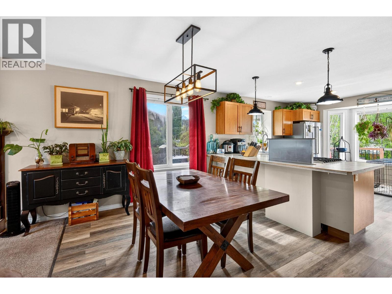 517 12th Street S - 11