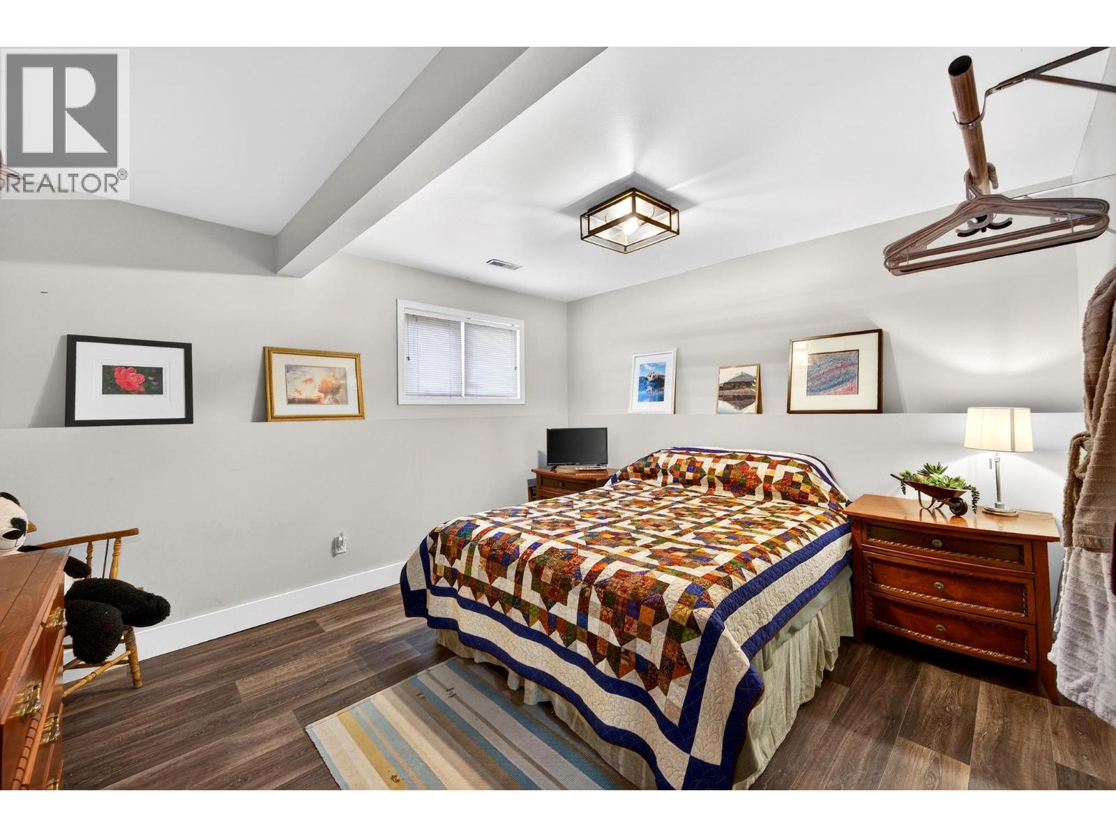 517 12th Street S - Image 37