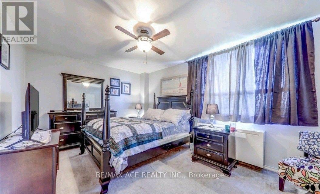 #608 3420 EGLINTON AVENUE E - 8