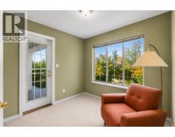 2607 Panorama Drive, Coquitlam, BC V3E2W1 Photo 19