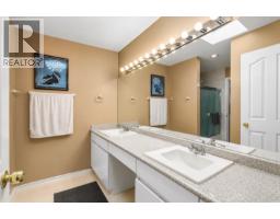 2607 Panorama Drive, Coquitlam, BC V3E2W1 Photo 31