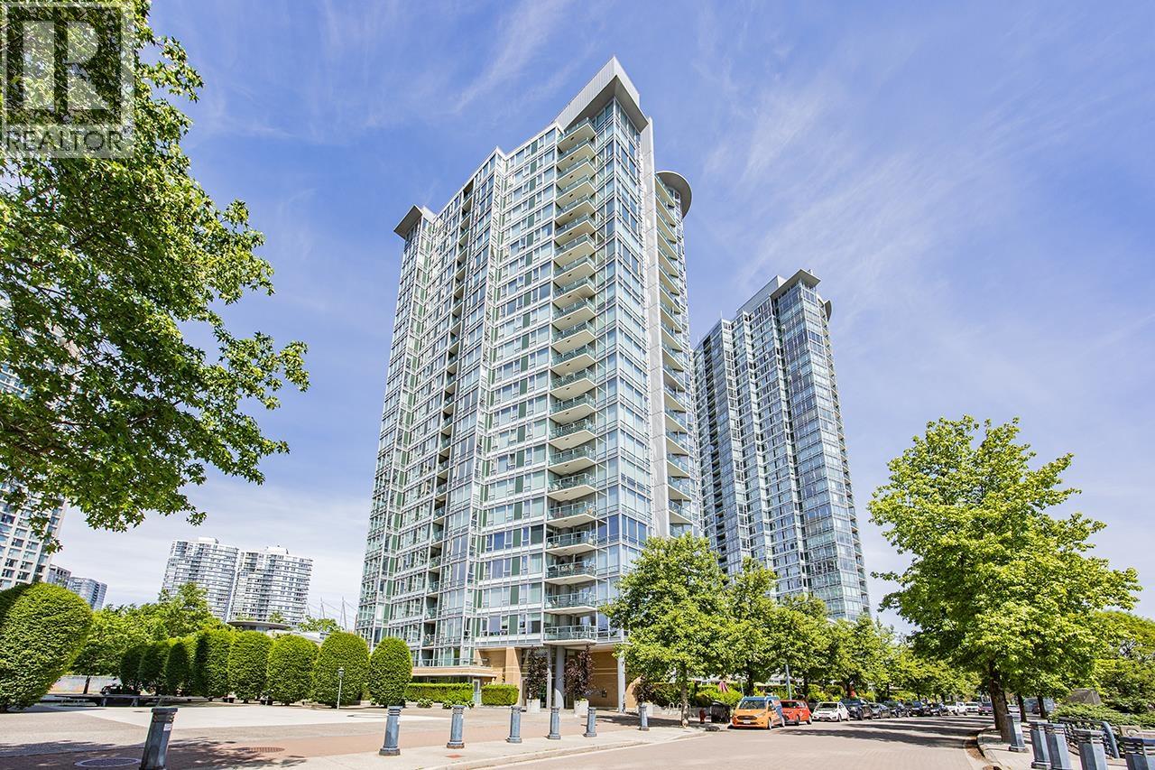 3 Bed, 2 Bath House for Rent in Vancouver – 1067 MARINASIDE CRESCENT, Vancouver – MLS# R3159263 - Image 6