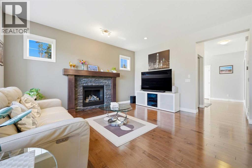 141 Evanspark Gardens NW - 12