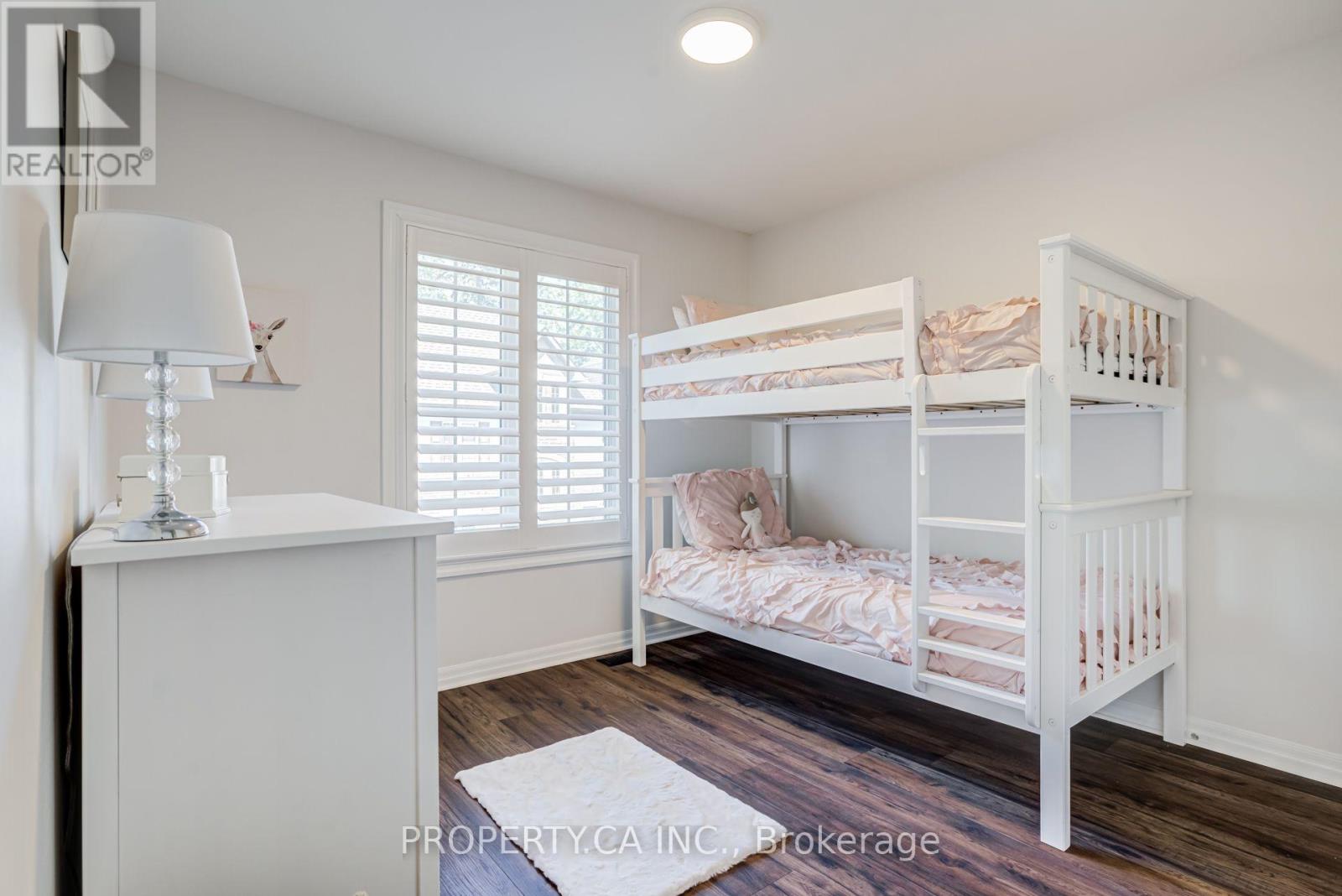 1226 AZINGER LANE - 21