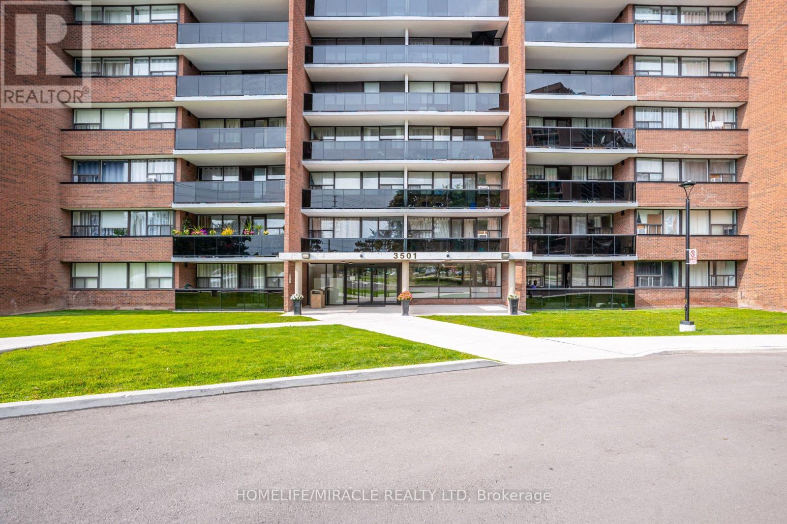 #302 3501 GLEN ERIN DRIVE - 6