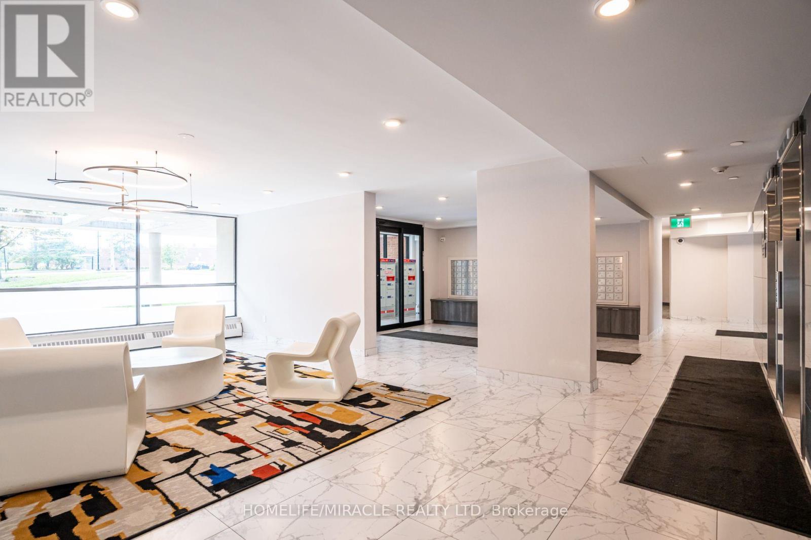 #302 3501 GLEN ERIN DRIVE - 8