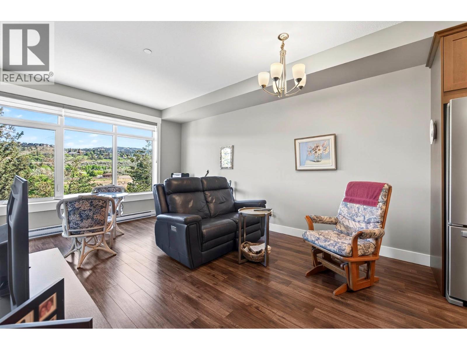 #510 765 McGill Road - 12