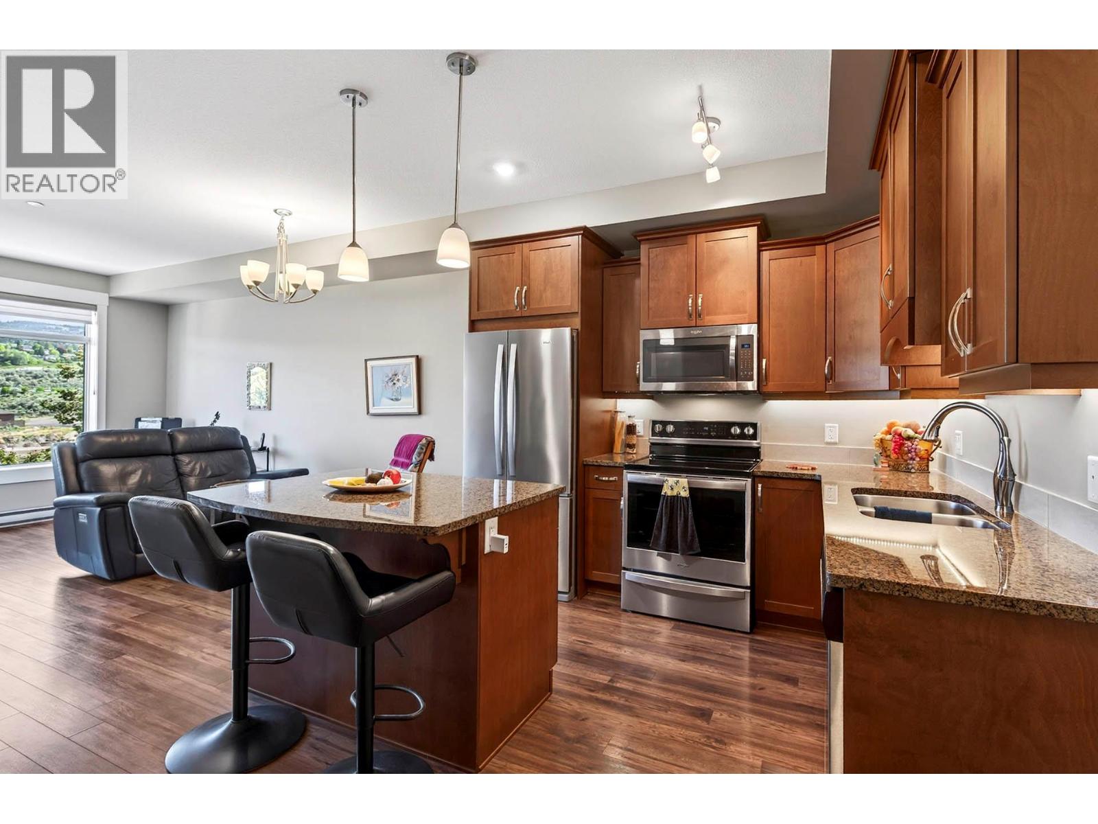 #510 765 McGill Road - 6