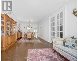 100 Ridelle Avenue, Toronto, ON M6B1J6 Photo 12
