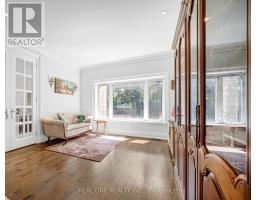 100 Ridelle Avenue, Toronto, ON M6B1J6 Photo 11