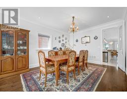 100 Ridelle Avenue, Toronto, ON M6B1J6 Photo 13