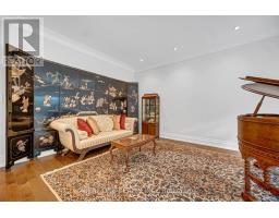 100 Ridelle Avenue, Toronto, ON M6B1J6 Photo 6