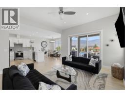 5pc Ensuite bath - 233 Rue Cheval Noir, Kamloops, BC V1S0B3 Photo 15