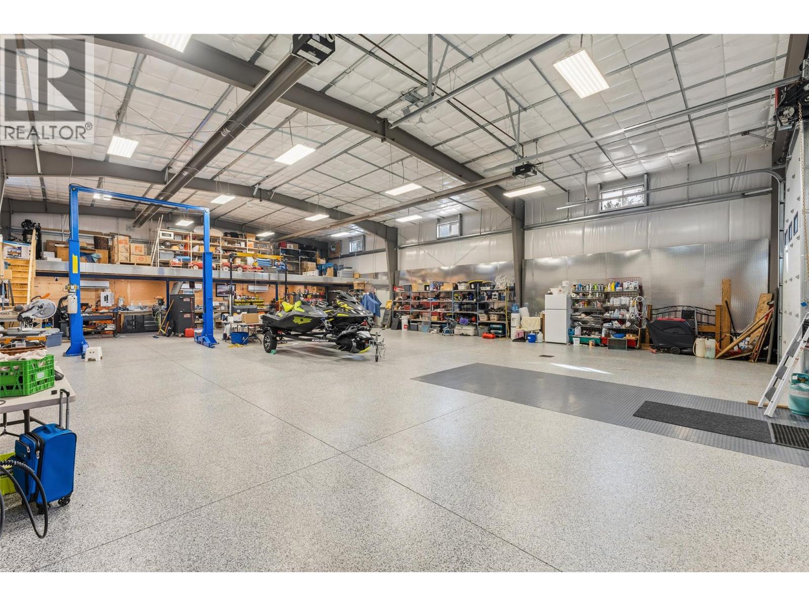 3672 Luxmoore Road, Kelowna