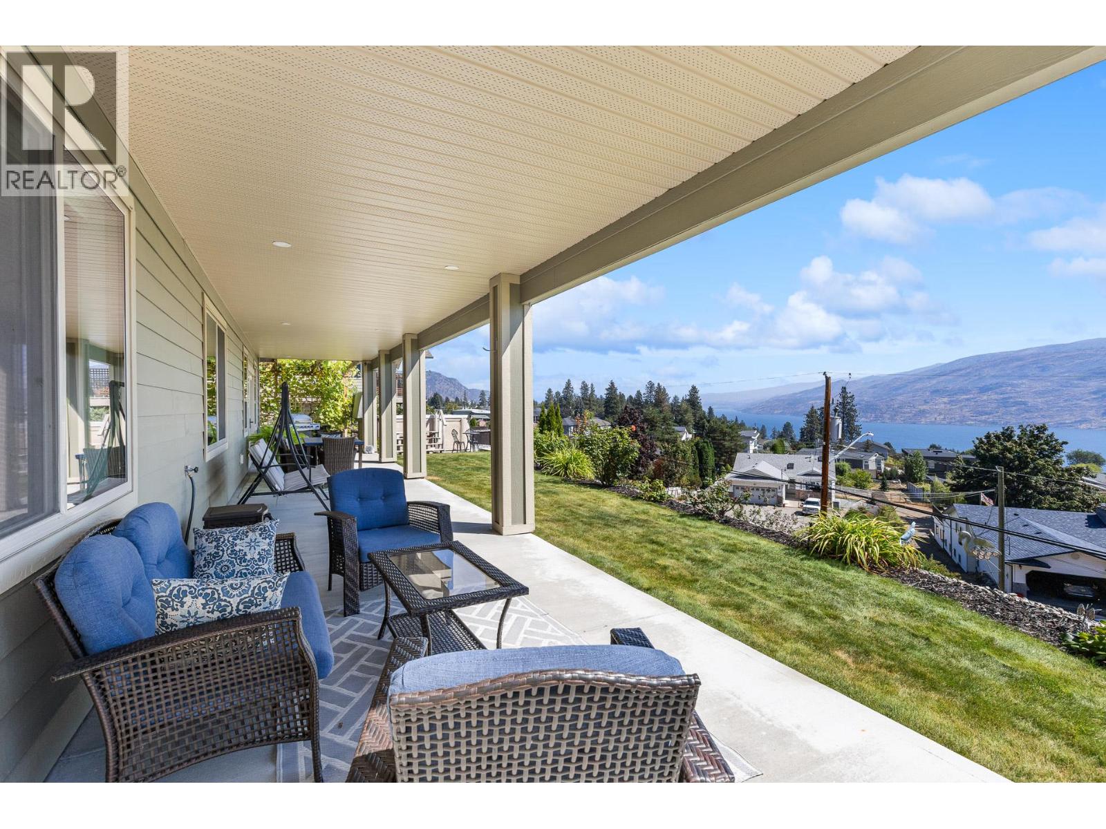 6112 Seymoure Avenue, Peachland