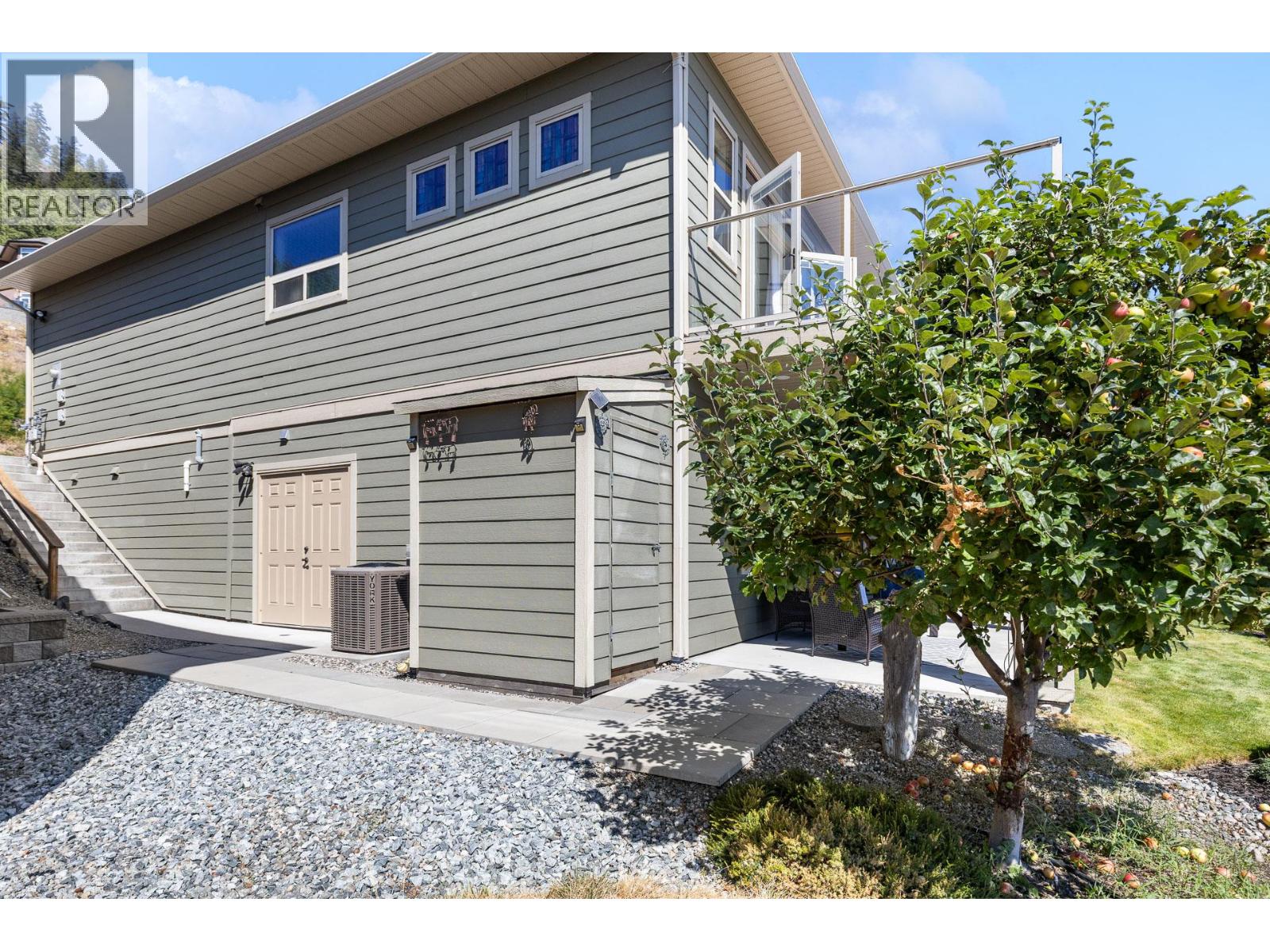 6112 Seymoure Avenue - 48