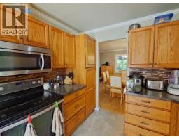 Den - 4865 Harvie Ave, Powell River, BC V8A5R6 Photo 12