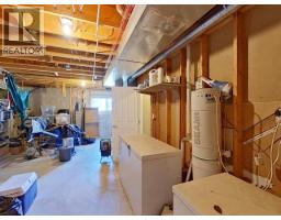 4865 Harvie Ave, Powell River, BC V8A5R6 Photo 29