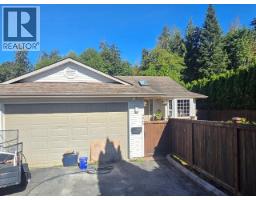 4865 Harvie Ave, Powell River, BC V8A5R6 Photo 31