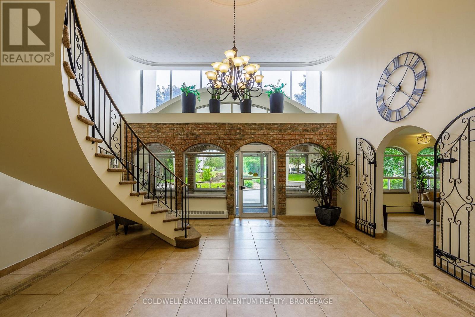 #1002 365 GENEVA STREET - Image 26