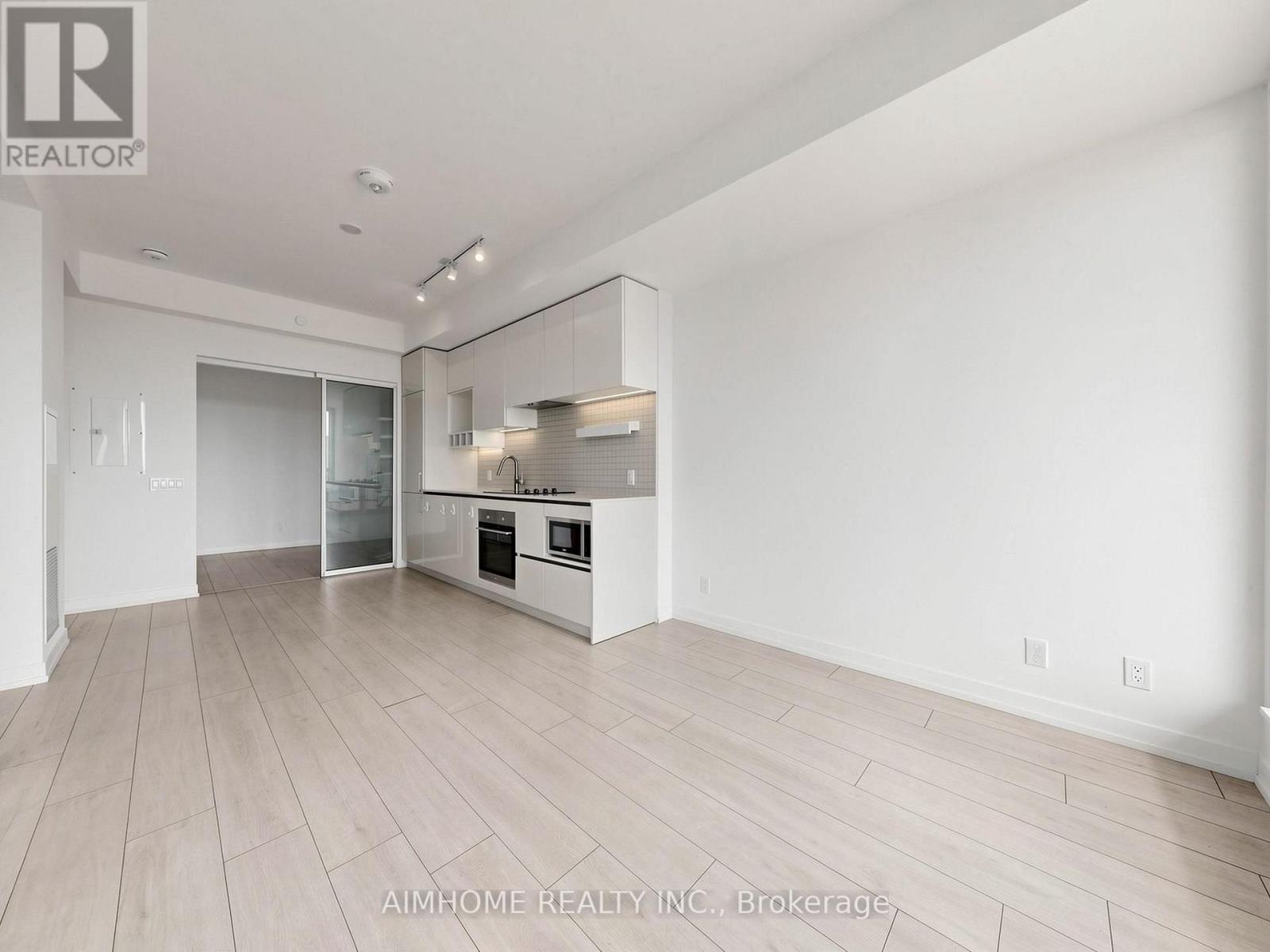 #3207 898 PORTAGE PKWY PARKWAY - Image 9