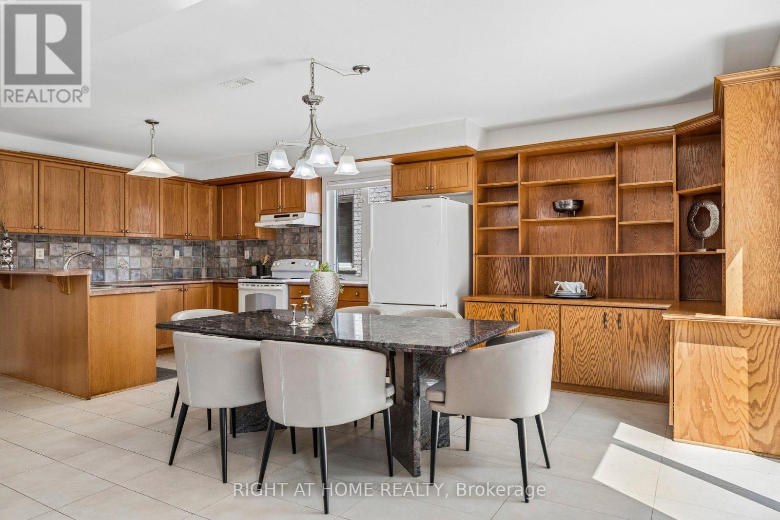 251 SONOMA BOULEVARD - 29