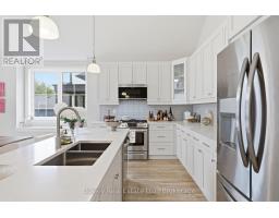 104 Sycamore Street, Blue Mountains, ON L9Y5S9 Photo 21