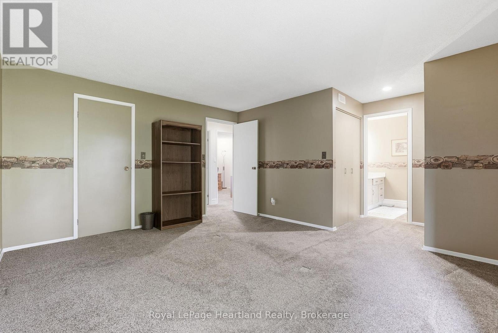 595 INKERMAN STREET W - 23