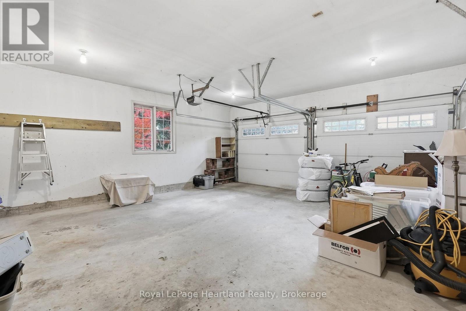 595 INKERMAN STREET W - 34