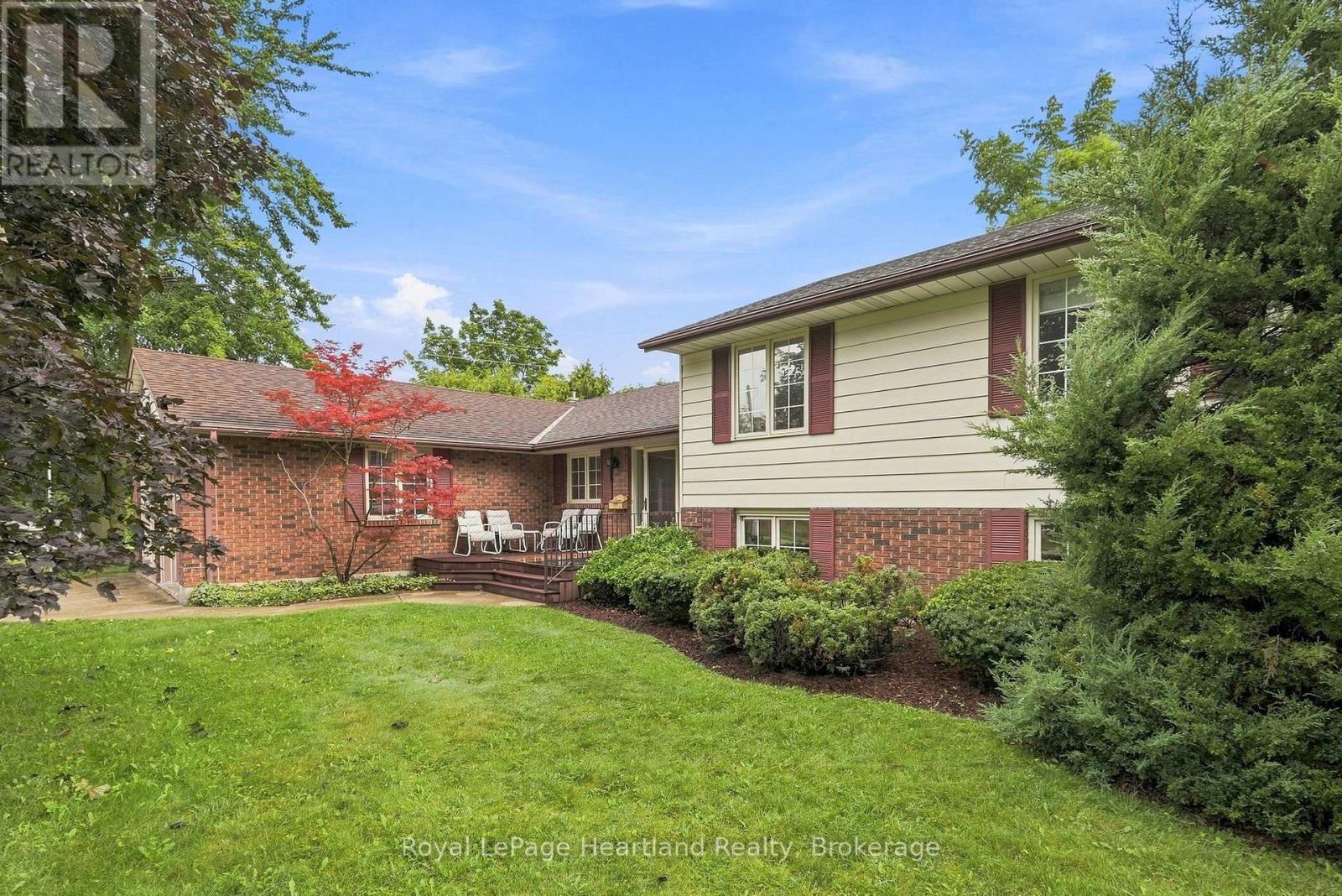 595 INKERMAN STREET W - Image 48