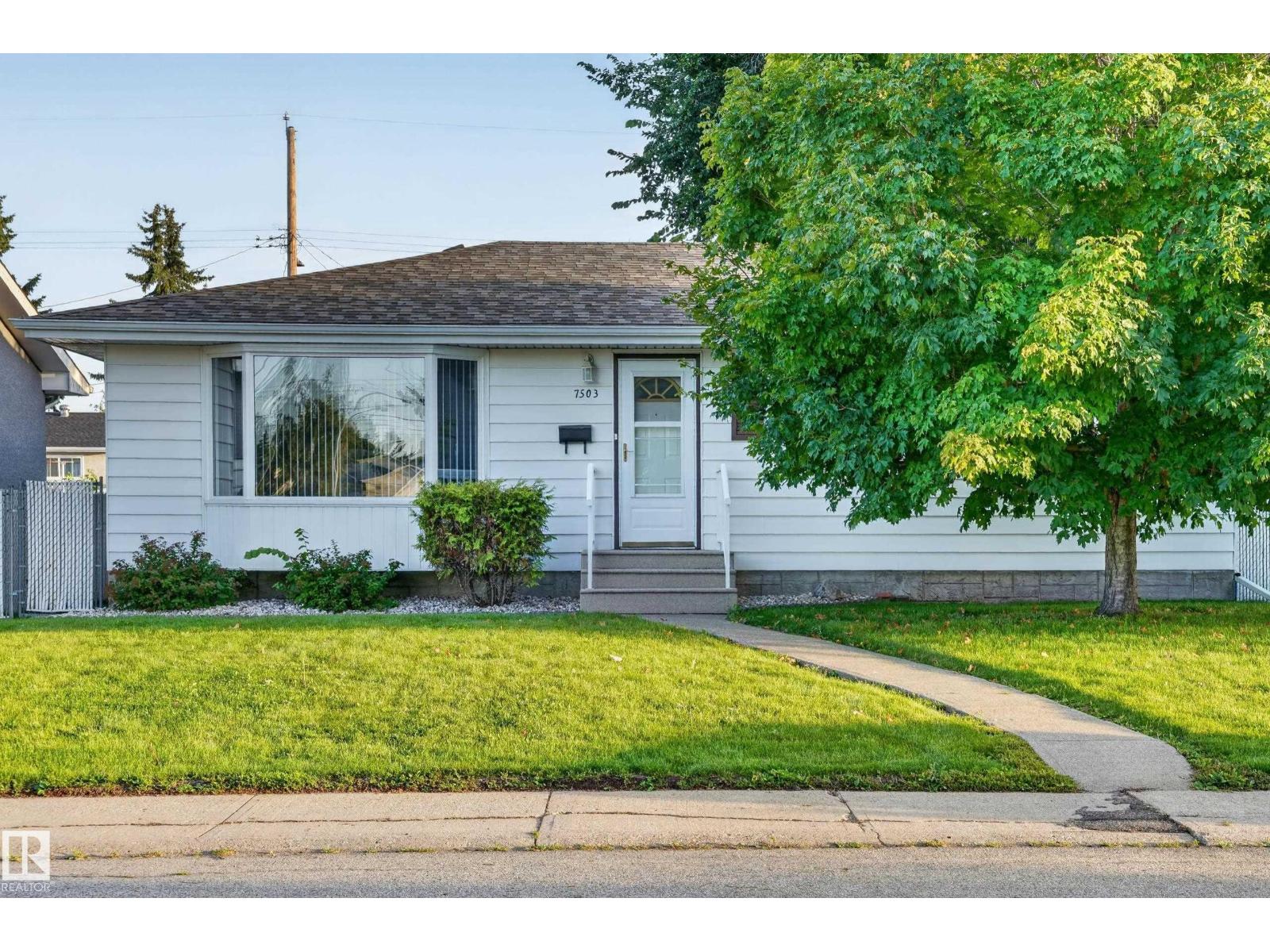 7503 135A AV NW NW, Delwood, Edmonton photo 1