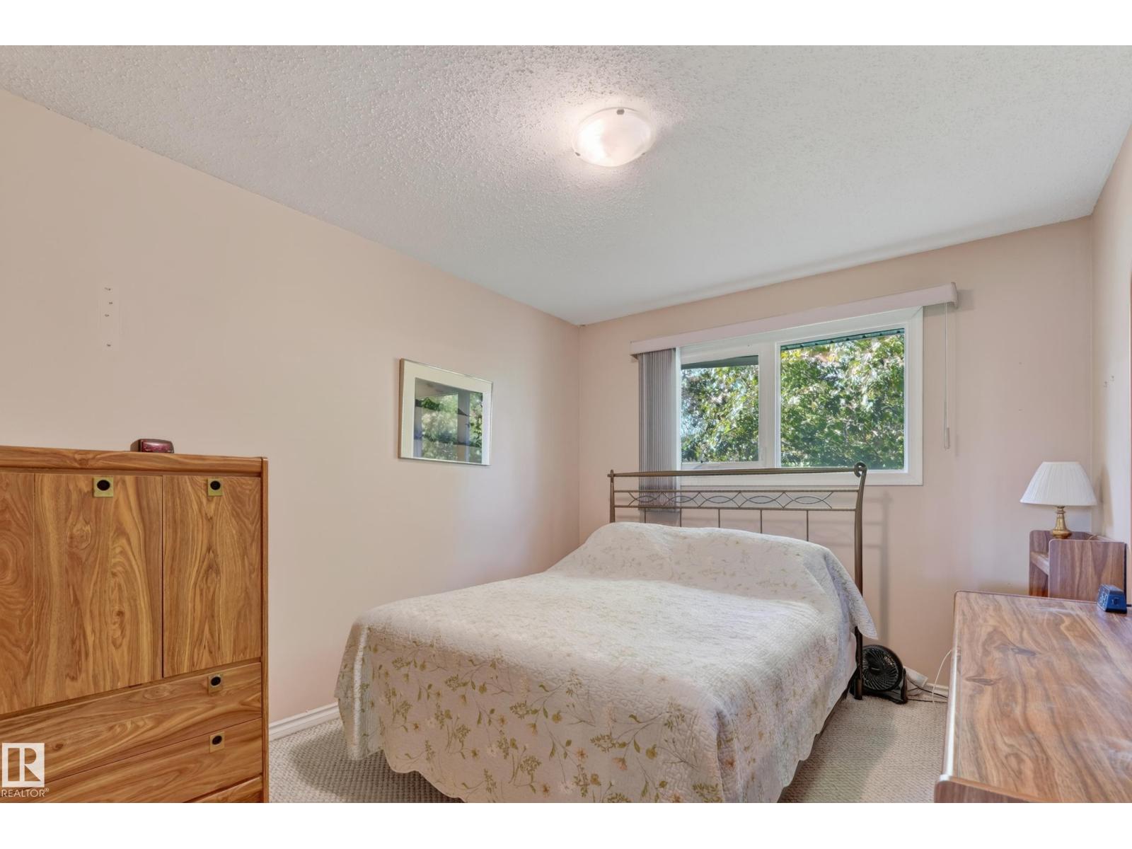 7503 135A AV NW - 14
