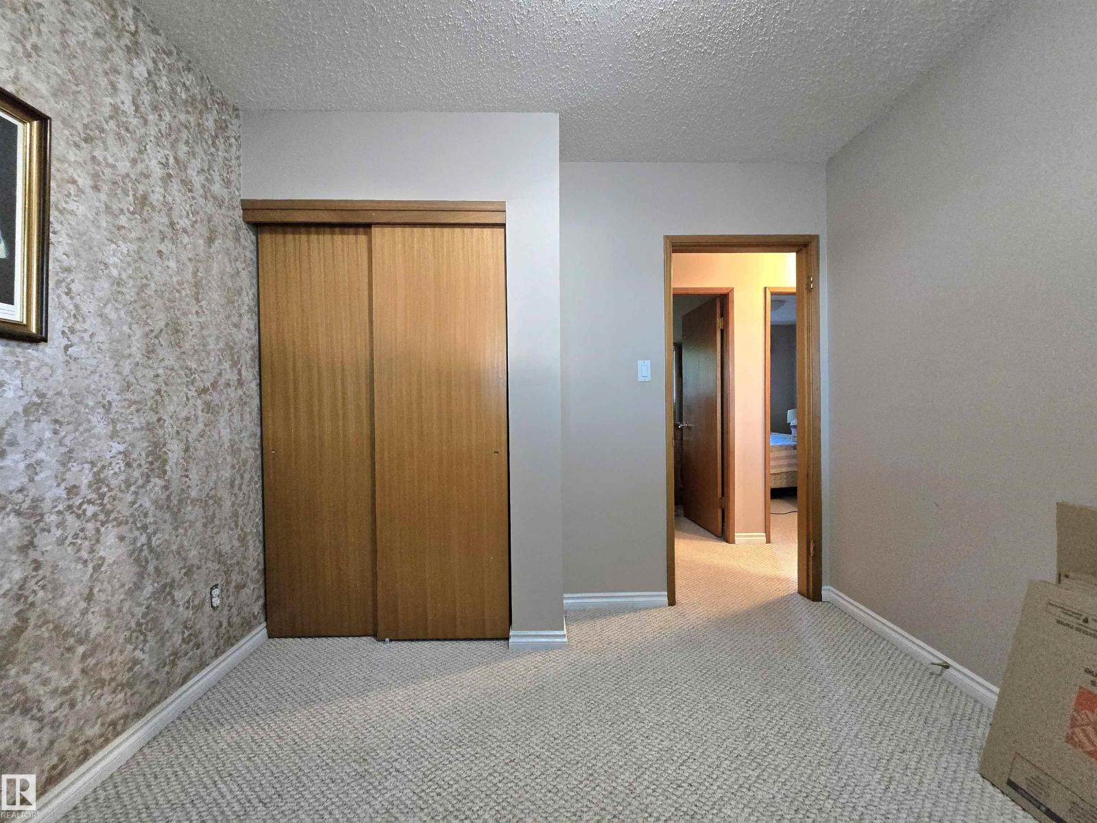 7503 135A AV NW - 18